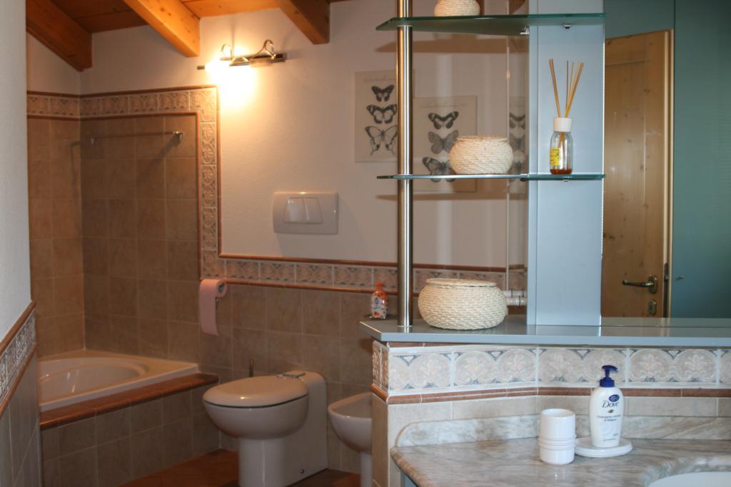 דירות איזולצ'יה Casa Lucia חדר תמונה
