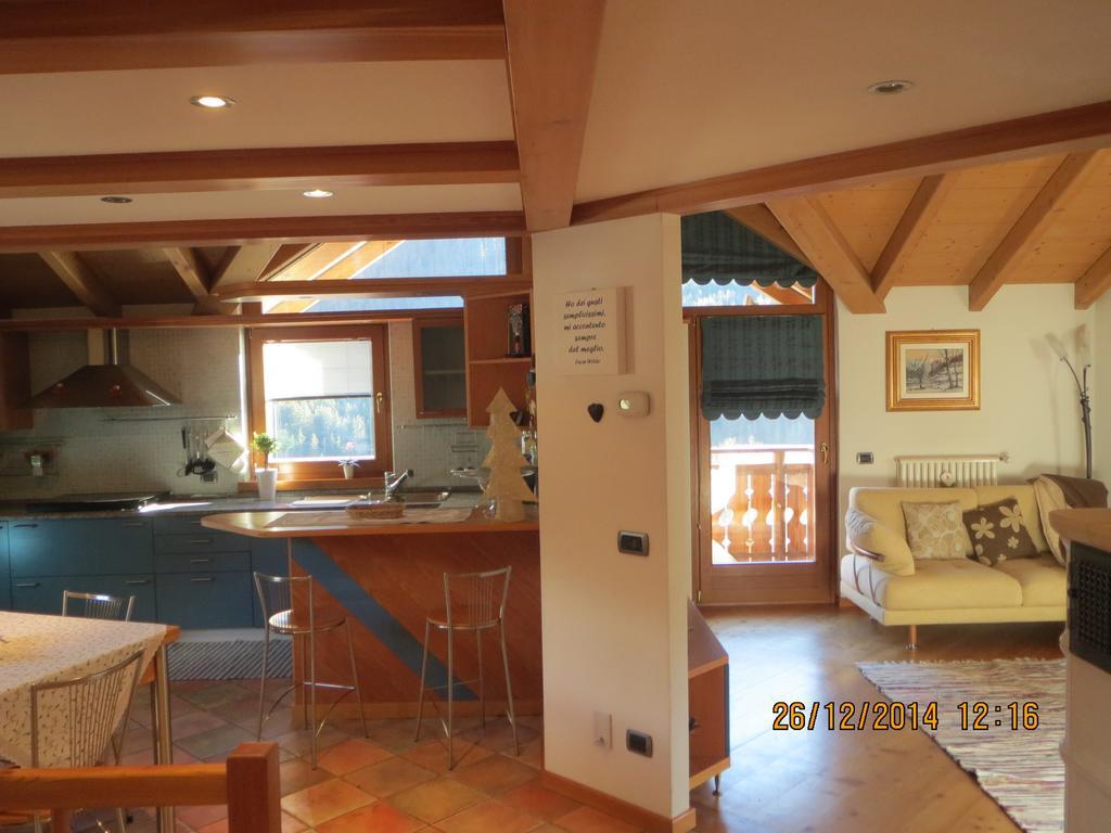 דירות איזולצ'יה Casa Lucia חדר תמונה